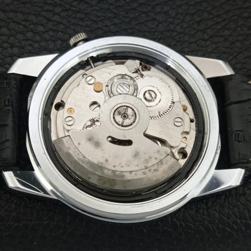 Vintage 1981 Seiko Automatic Mens Silver Watch W/daydate & Red accents